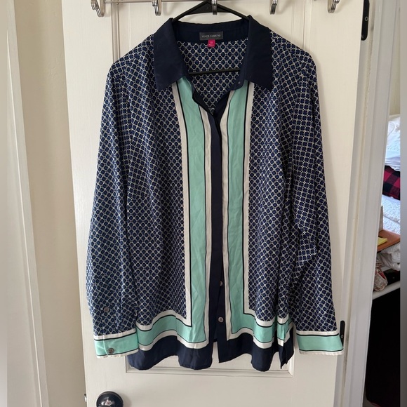 Vince Camuto Navy and Mint Women's Top - Picture 3 of 6